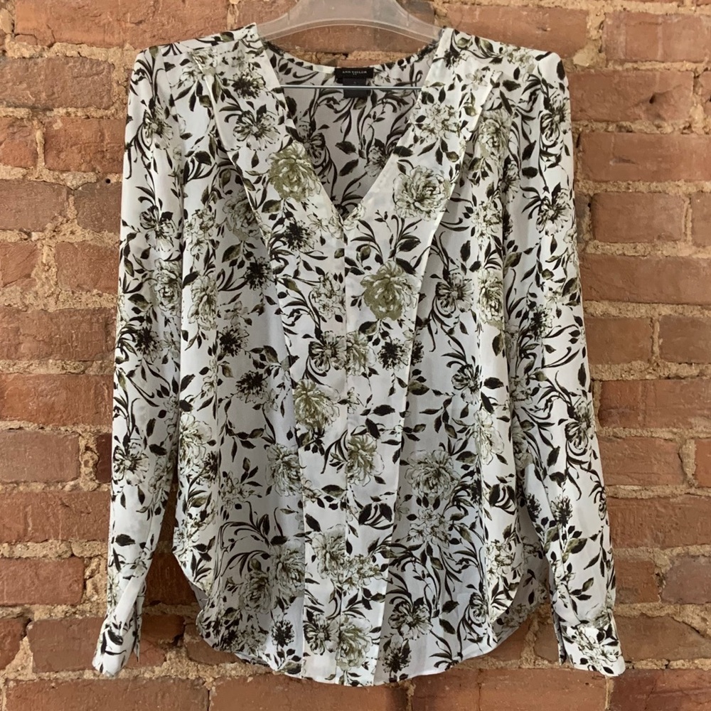 Ann Taylor Floral Green Top Size Small